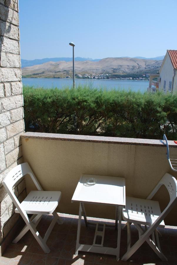 Apartments And Rooms By The Sea Pag - 11487 Pag Town Εξωτερικό φωτογραφία
