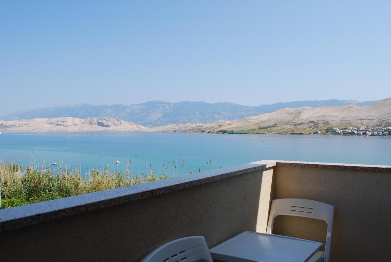 Apartments And Rooms By The Sea Pag - 11487 Pag Town Εξωτερικό φωτογραφία